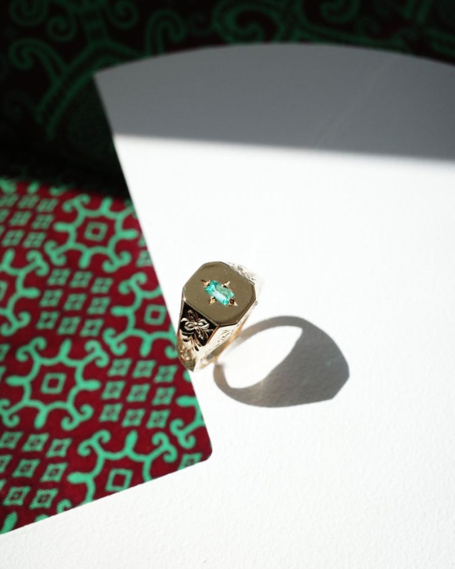 Jewellery State Property | Spade Warisan Minor Emerald Signet Ring