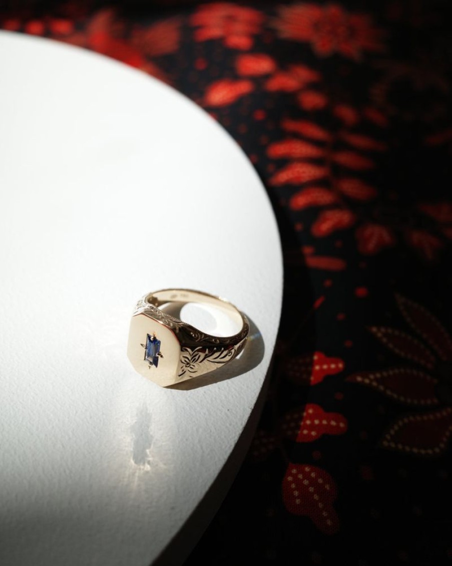 Jewellery State Property | Spade Warisan Blue Sapphire Signet Ring